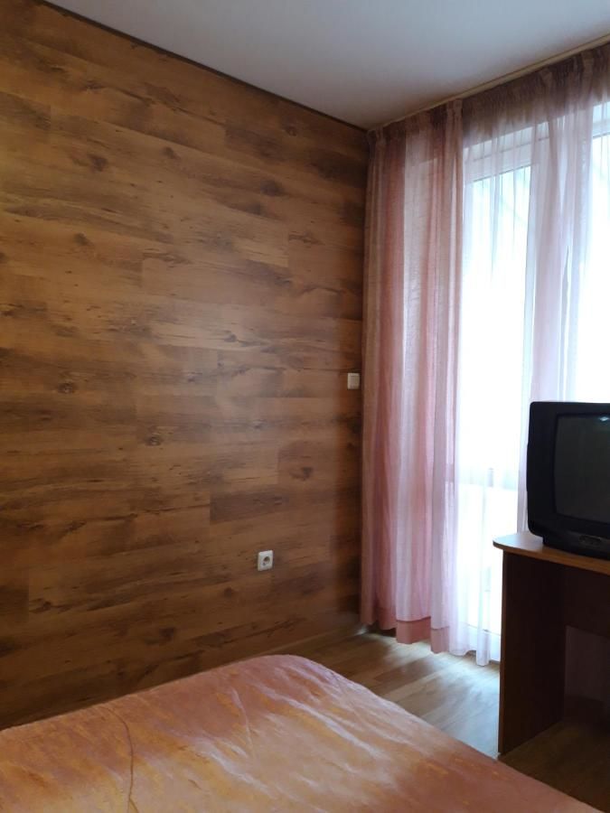 Гостевой дом Private Rooms Silvia Варна-41